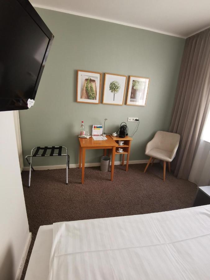 Max Hotel Duesseldorf Self-Check-In Exteriör bild