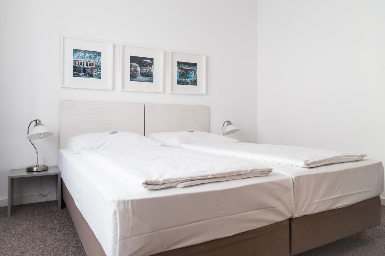Max Hotel Duesseldorf Self-Check-In Exteriör bild